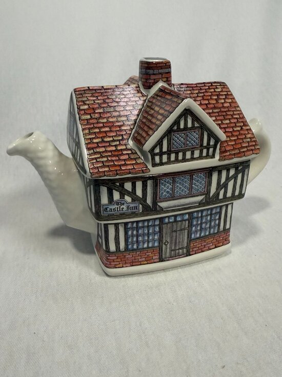 Sadler Other - Sadler Teapot The Castle Inn Vintage 2 Cup Tudor Cottage Ceramic Made England